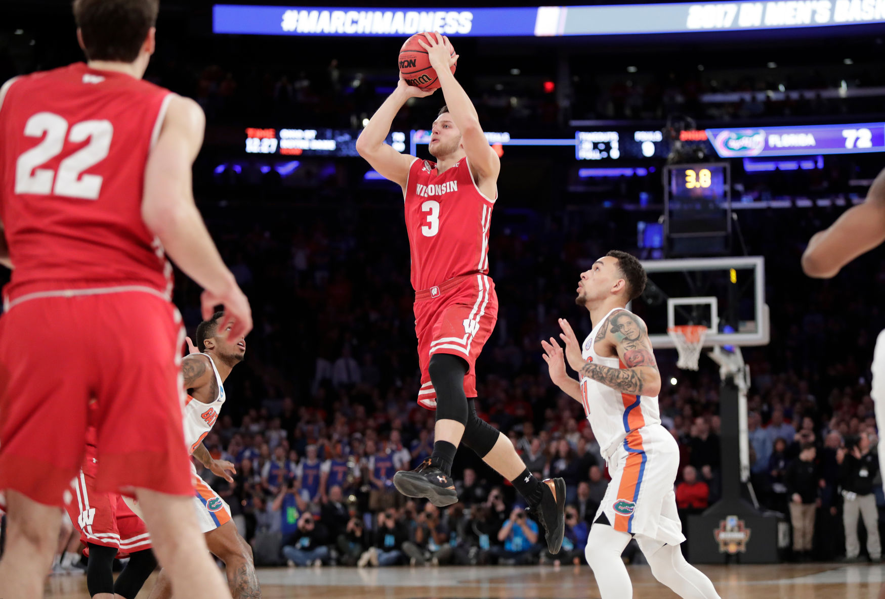 March 24: UW falls to Florida in battle of buzzer-beaters